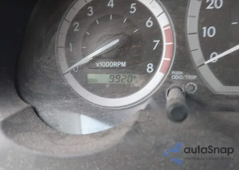 2010 Toyota Sienna Ce z USA, uszkodzony, nr VIN 5TDKK4CCXAS297664